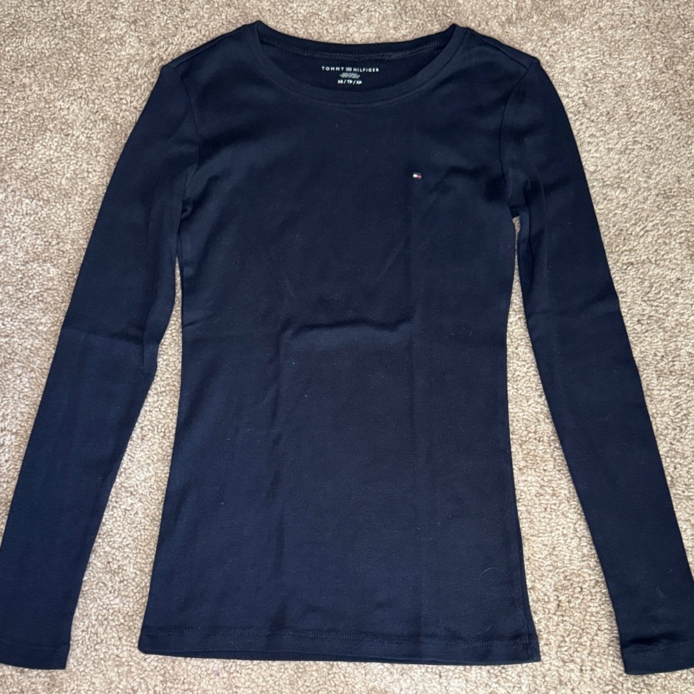 Tommy Hilfiger Women's Black Long Sleeve Tee